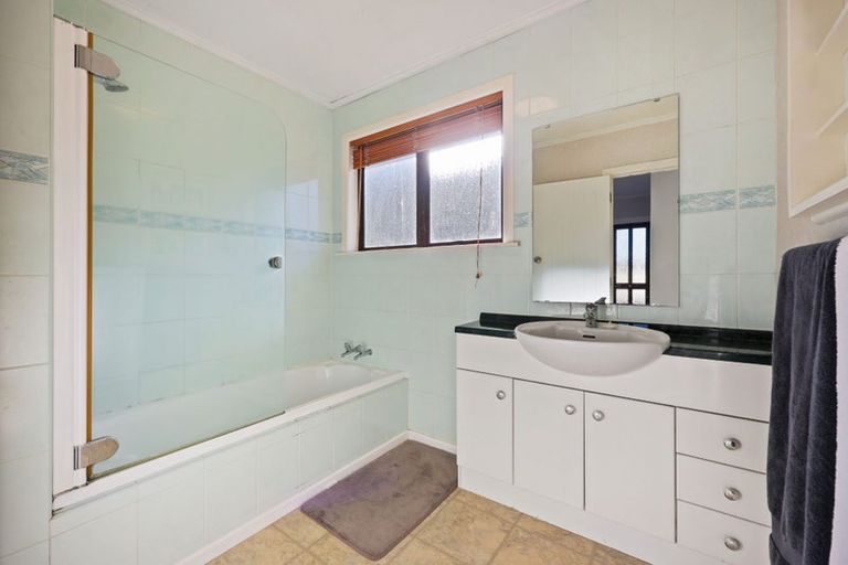 Photo of property in 383 Great South Road, Opaheke, Papakura, 2113