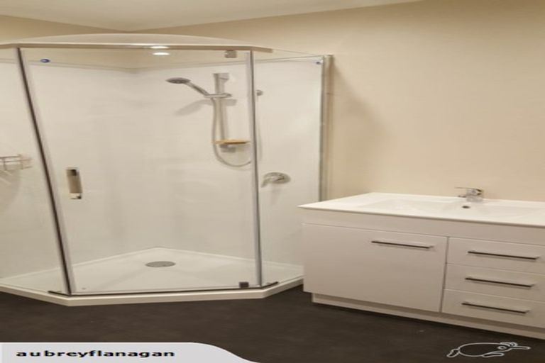 Photo of property in 195a Miromiro Road, Normandale, Lower Hutt, 5010