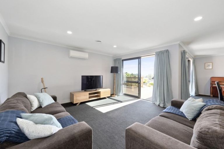 Photo of property in 8 Ashbourne Lane, Dinsdale, Hamilton, 3204