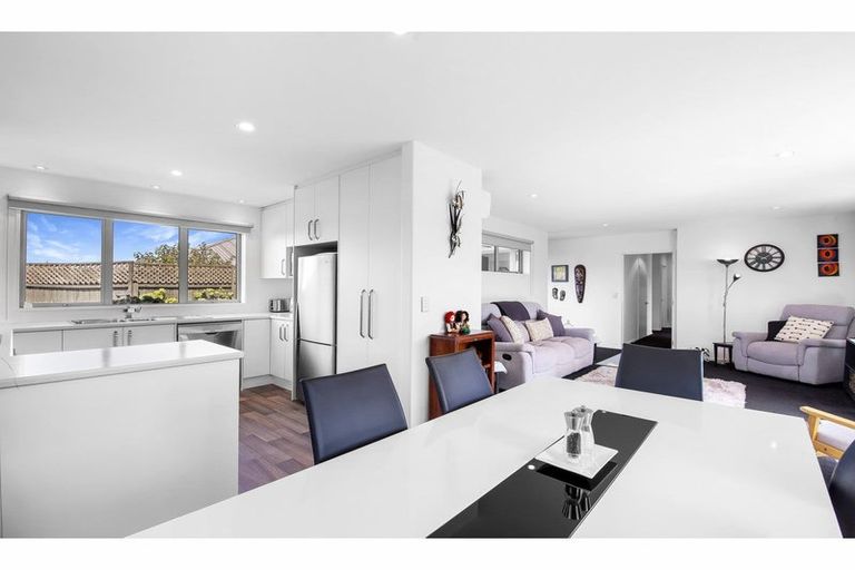 Photo of property in 32a Surfers Place, North New Brighton, Christchurch, 8083