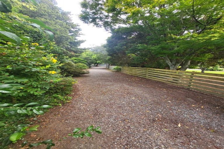 Photo of property in 71 Railway Road, Dalefield, Carterton, 5791