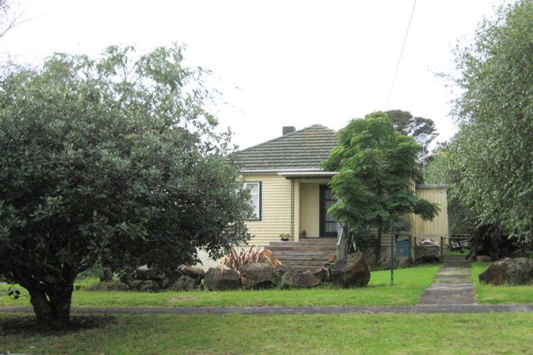 Photo of property in 17 Renton Road, Mount Albert, Auckland, 1025