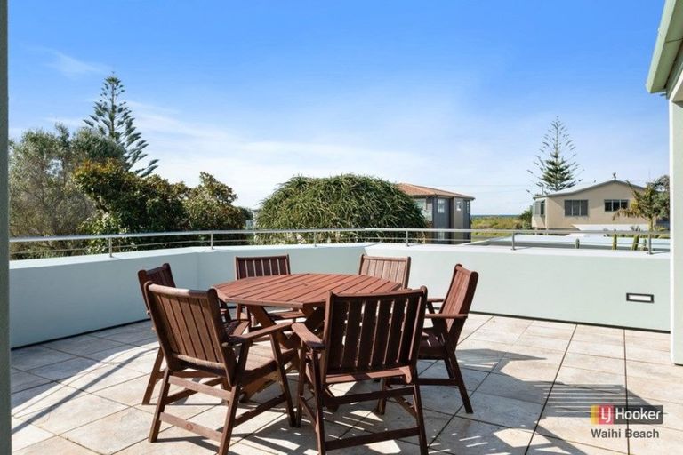 Photo of property in 221 Seaforth Road, Waihi Beach, 3611