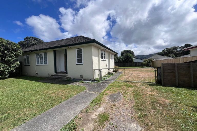 Photo of property in 24 Charleston Avenue, Boulcott, Lower Hutt, 5011
