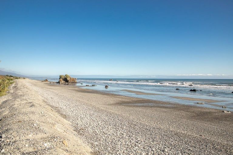 Photo of property in 168 Torea Street, Granity, 7823