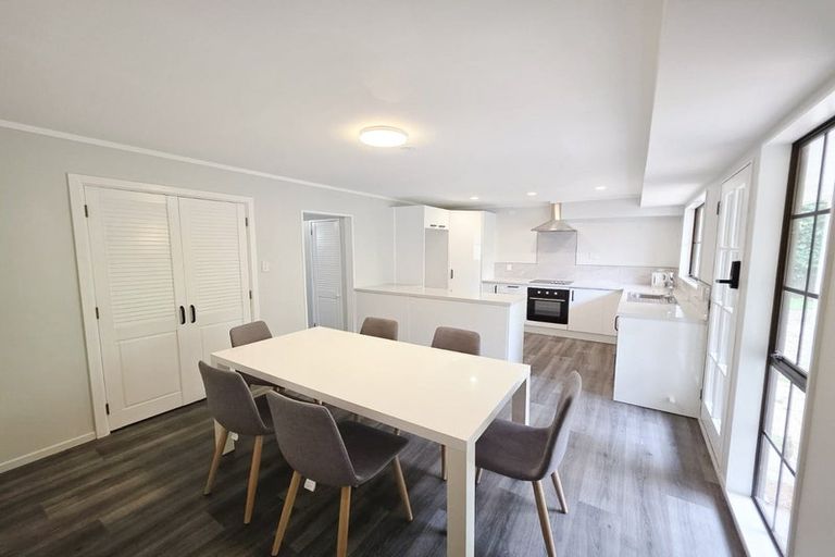 Photo of property in 3 Rawene Street, Waikanae, 5036