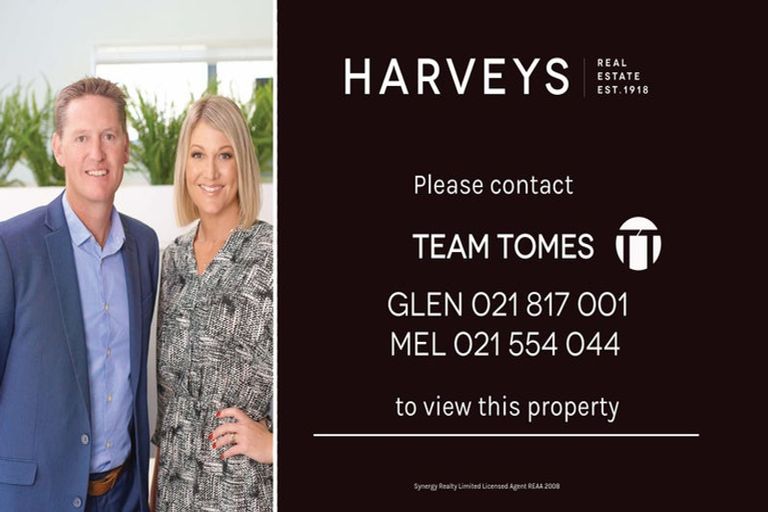 Photo of property in 54 Shaw Road, Oratia, Auckland, 0604