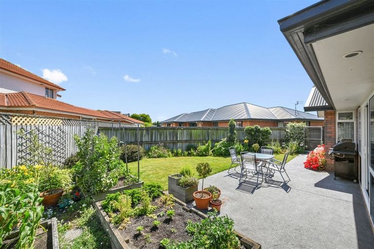 Photo of property in 15 Saint Thomas Place, Woolston, Christchurch, 8062