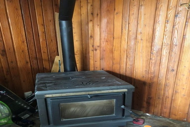 Photo of property in 42 Burnside Crescent, Burnside, Christchurch, 8053