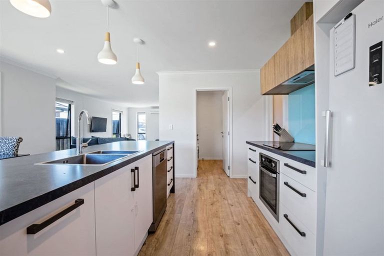 Photo of property in 16 Wigmore Crescent, Rolleston, 7615