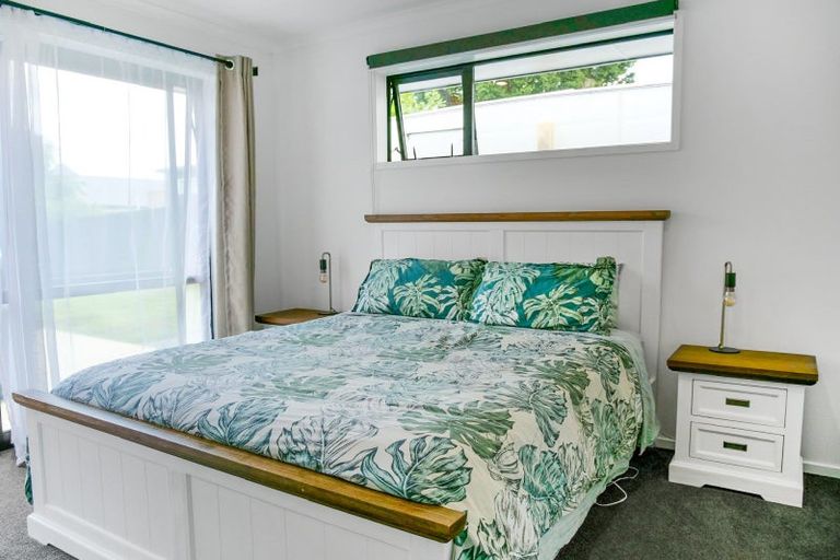 Photo of property in 1 Cedar Place, Tikipunga, Whangarei, 0112