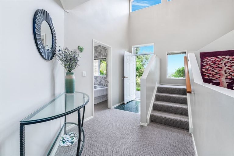 Photo of property in 31 Jubaea Place, Henderson, Auckland, 0610