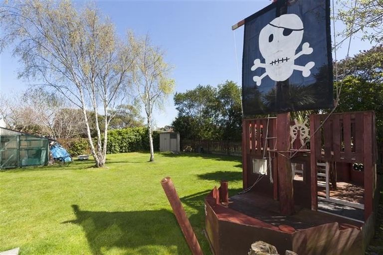 Photo of property in 67 Ngaio Road, Waikanae, 5036