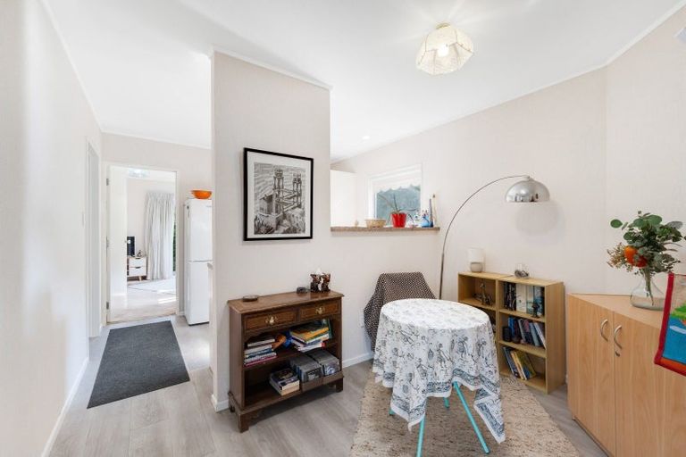 Photo of property in 66 Golfland Drive, Golflands, Auckland, 2013