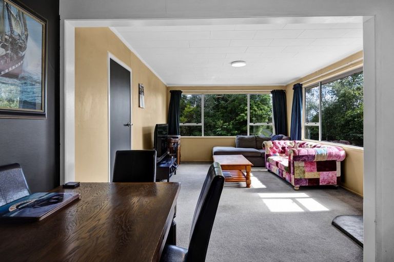 Photo of property in 25 Falstaff Street, Stratford, 4332