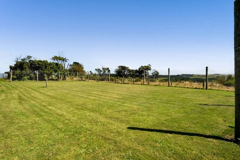 Photo of property in 1397 Meremere Road, Ohangai, Hawera, 4672