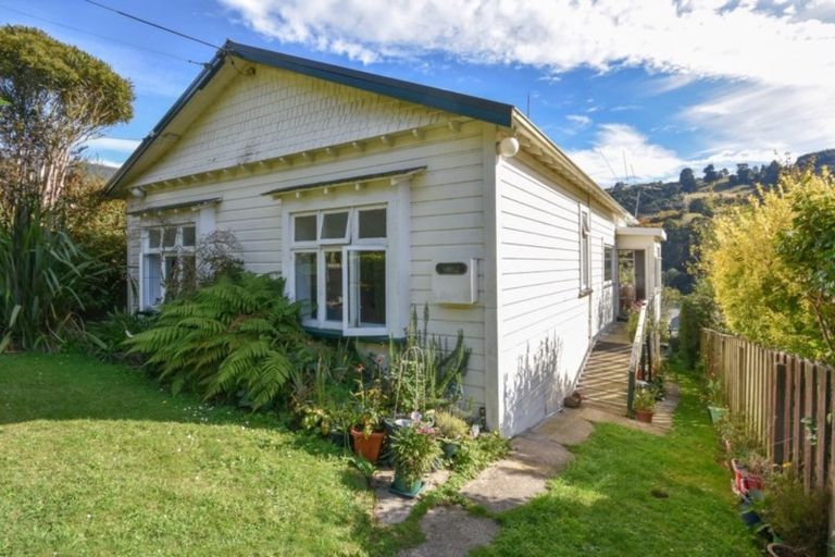 Photo of property in 9 Morton Street, Normanby, Dunedin, 9010