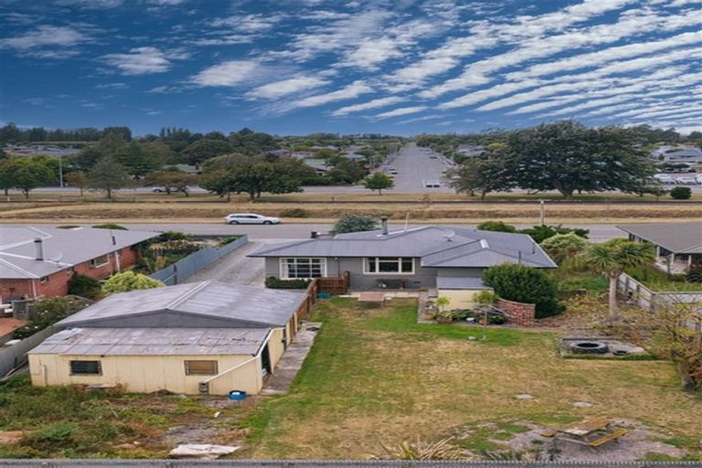 Photo of property in 90 Melcombe Street, Tinwald, Ashburton, 7700