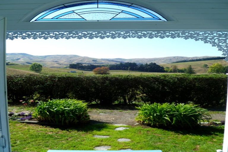 Photo of property in 1664 Kahuranaki Road, Kahuranaki, Havelock North, 4295