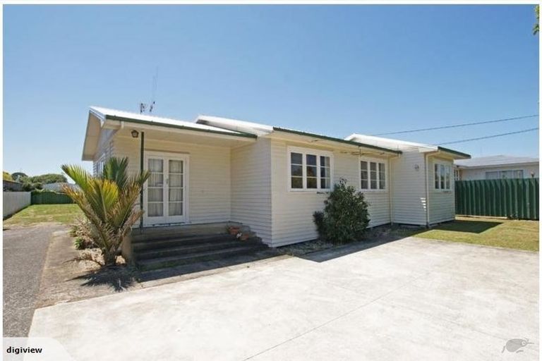 Photo of property in 7 Brocas Avenue, Hillcrest, Hamilton, 3216