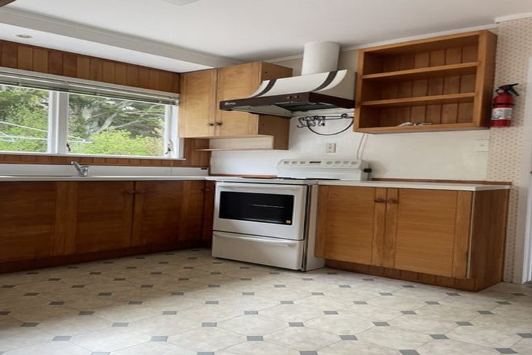 Photo of property in 70 Mountbatten Avenue, Hillcrest, Auckland, 0627