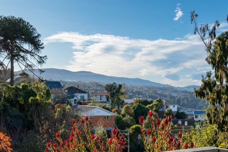 Photo of property in 36 Middleton Road, Kew, Dunedin, 9012