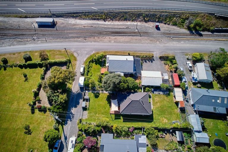 Photo of property in 33 Waitane Road, Oaro, Kaikoura, 7374