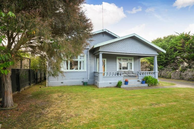 Photo of property in 14 Hunia Street, Marton, 4710