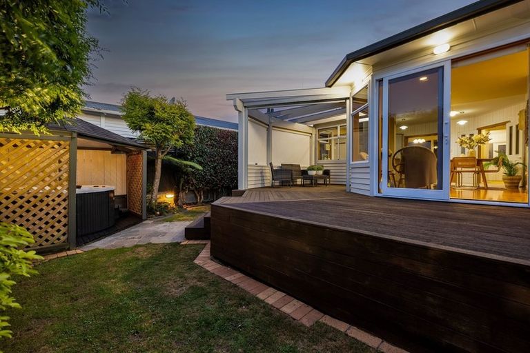 Photo of property in 11 George Street, Lower Vogeltown, New Plymouth, 4310