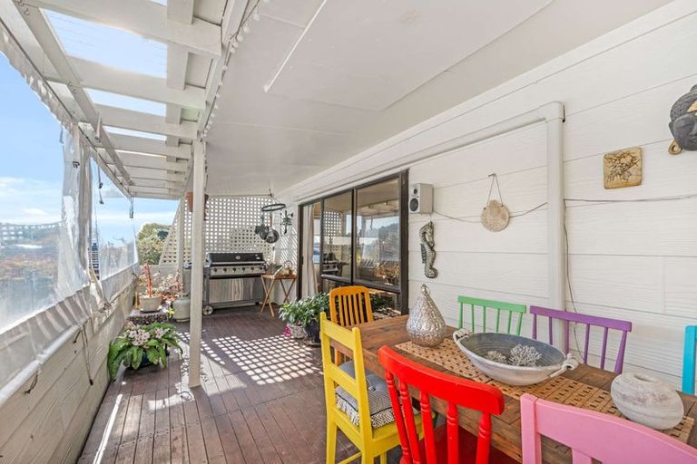 Photo of property in 8 Devon Street, Taradale, Napier, 4112