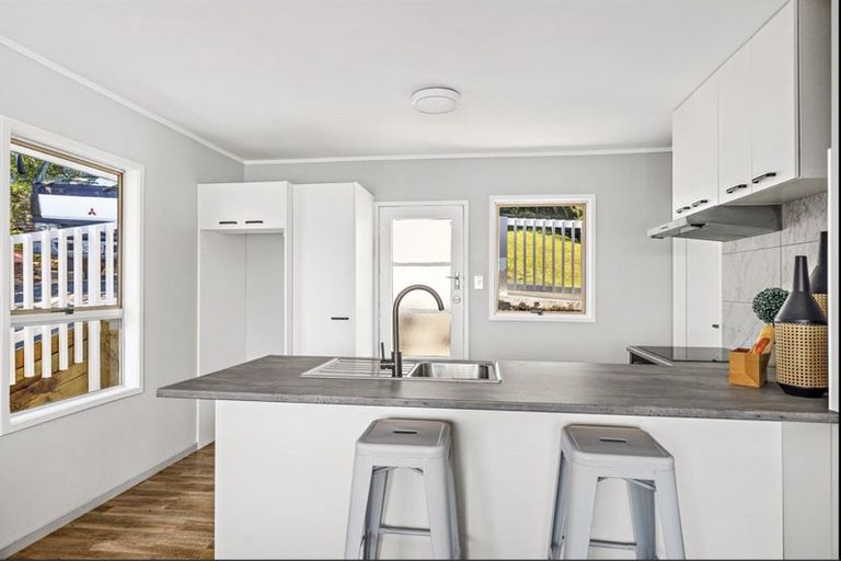 Photo of property in 147a Browns Bay Road, Browns Bay, Auckland, 0630