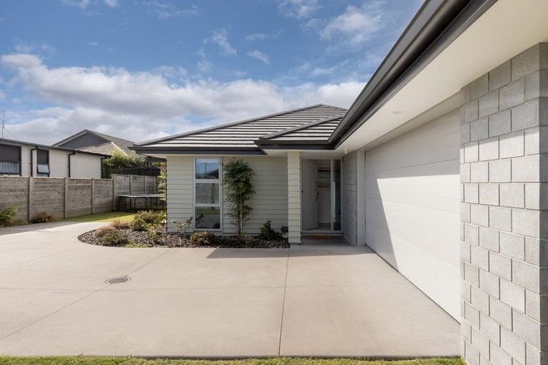 Photo of property in 13b Augusta Rise, Omokoroa, 3114