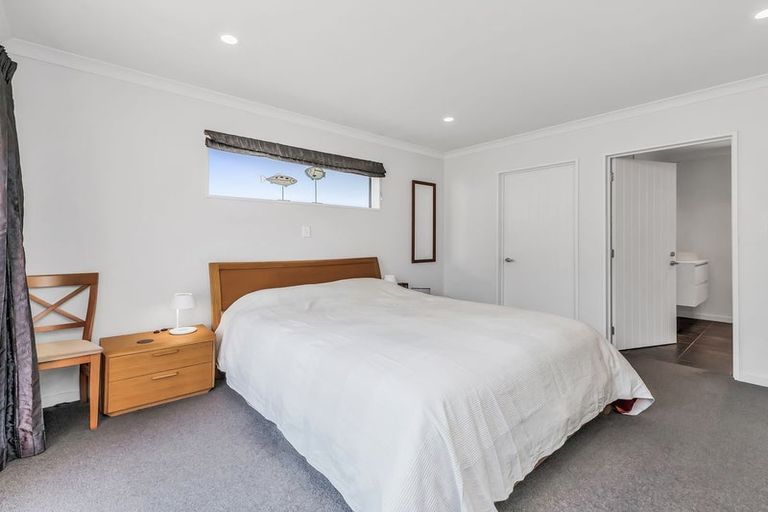 Photo of property in 12 Oak Tree Lane, Rolleston, 7614