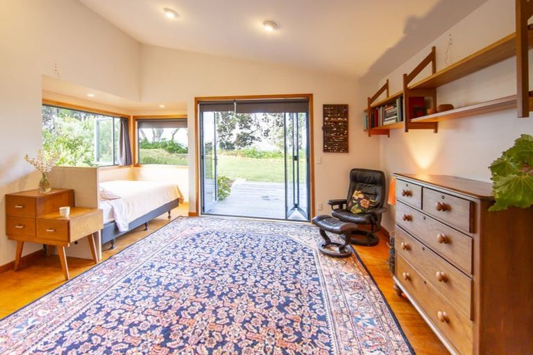 Photo of property in 679 Cove Road, Waipu, 0582