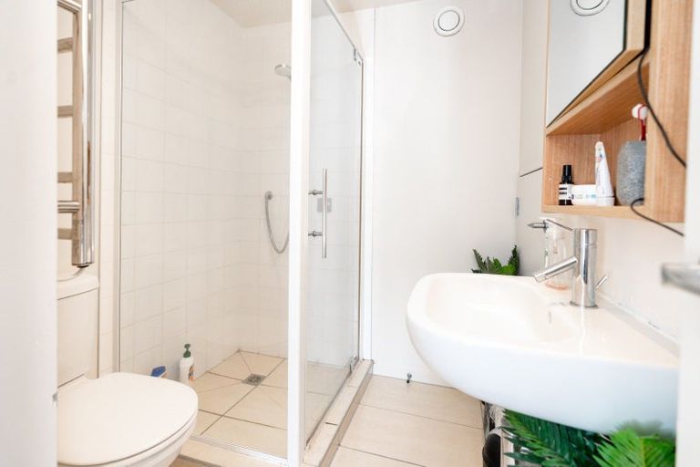 Photo of property in Monument Apartments, 2b/245 Wakefield Street, Te Aro, Wellington, 6011