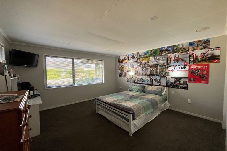 Photo of property in 729 Makerua Road, Tokomaru, Palmerston North, 4474