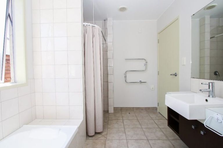 Photo of property in 22e Sayer Street, Frankton, Hamilton, 3204