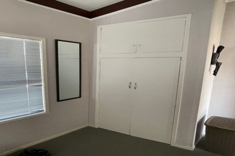 Photo of property in 34 Pacific Parade, Army Bay, Whangaparaoa, 0930