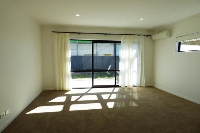 Photo of property in 14 Grey Warbler Road, Hobsonville, Auckland, 0616