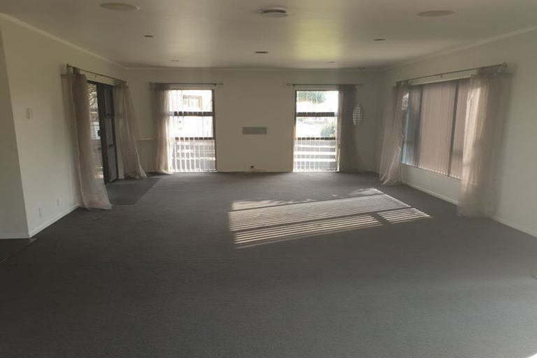 Photo of property in 86 Racecourse Road, Waiuku, 2123