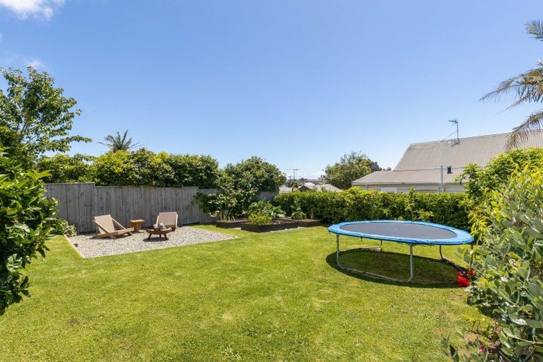 Photo of property in 125 Pendarves Street, New Plymouth, 4312