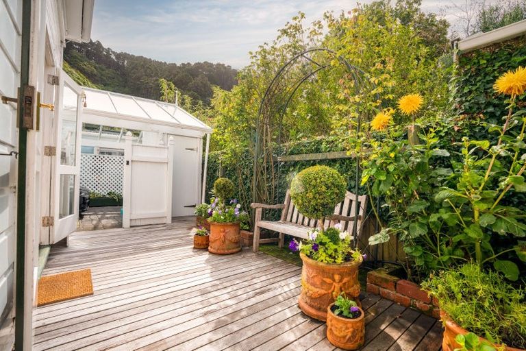 Photo of property in 6 Calgarry Avenue, Thorndon, Wellington, 6011