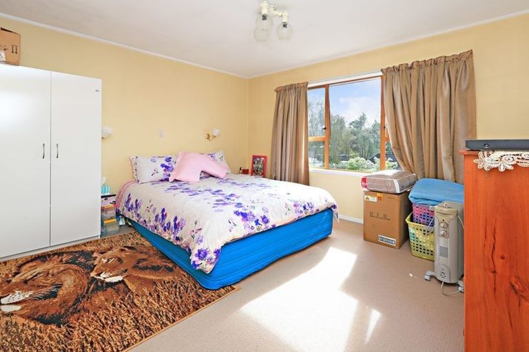 Photo of property in 2/21 Glenmore Road, Sunnyhills, Auckland, 2010