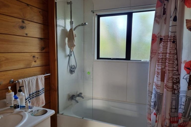 Photo of property in 108a Mana Esplanade, Paremata, Porirua, 5026