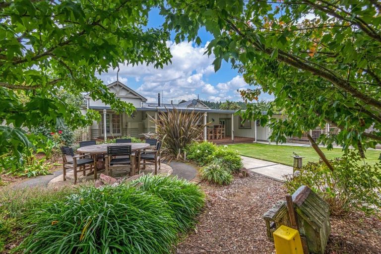 Photo of property in 81265 State Highway 2, Mangatainoka, Pahiatua, 4982