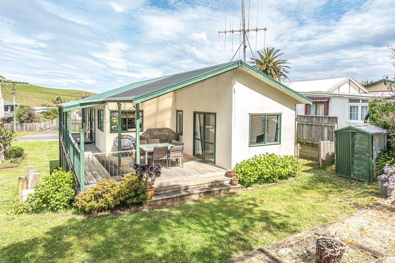 Photo of property in 9 Mowhanau Drive, Kai Iwi, Wanganui, 4574