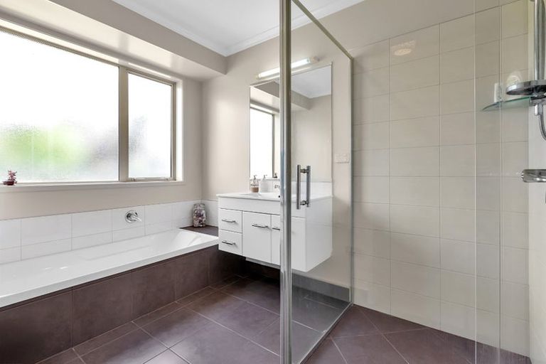 Photo of property in 15 Des Terry Way, Waipu, 0510