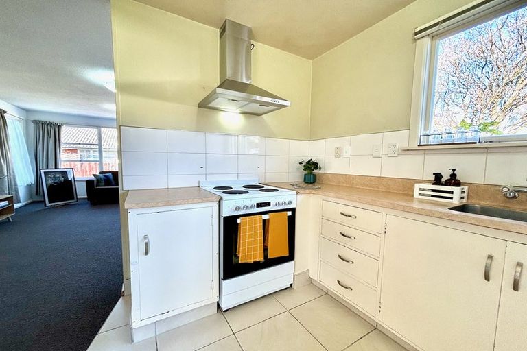 Photo of property in 1/14 Newbridge Place, Ilam, Christchurch, 8041