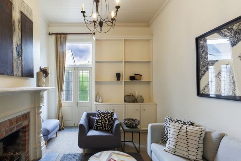 Photo of property in 41 Brougham Street, Nelson South, Nelson, 7010