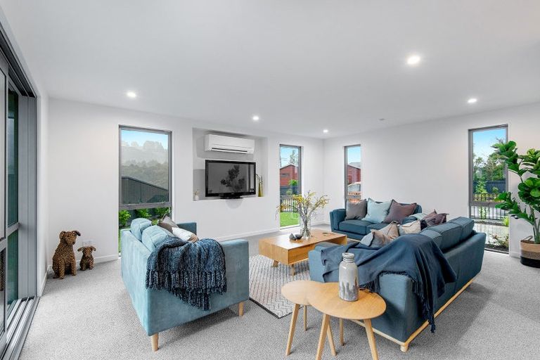 Photo of property in 5 Tapley Close, Halfway Bush, 9010